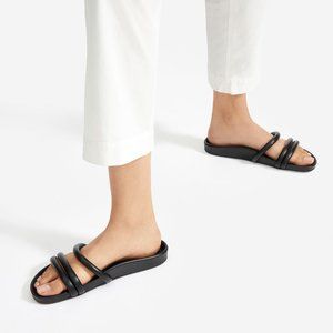 Everlane The Form Three-Strap Sandal in Black